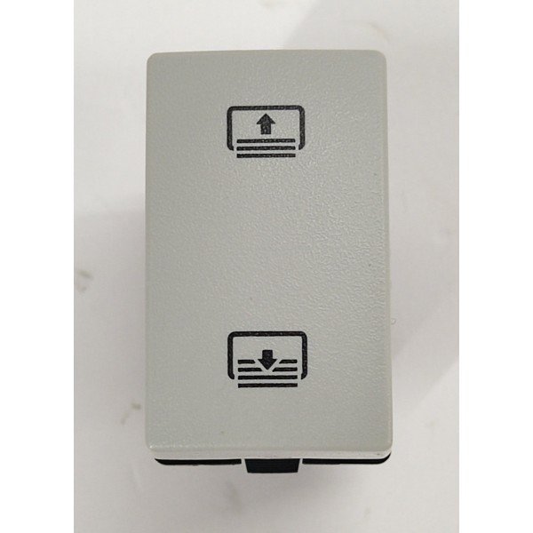 Botão Abertura Cortina Teto Gm Tracker 1.2 Turbo 2023