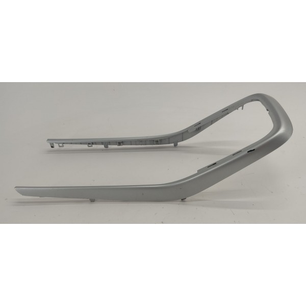 Moldura Console Gm Tracker 1.2 Turbo 2023 C/detalhe Bhu15253 Preto