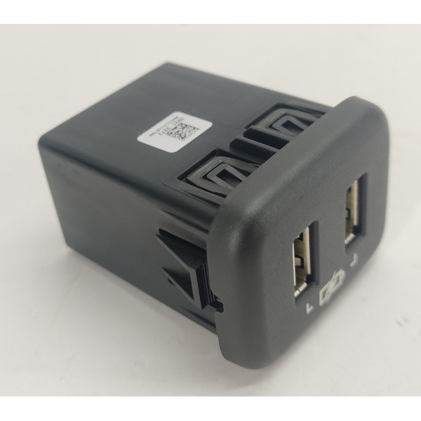 Tomada Usb Dupla Gm Tracker 1.2 Turbo 2023 26213272 Preto