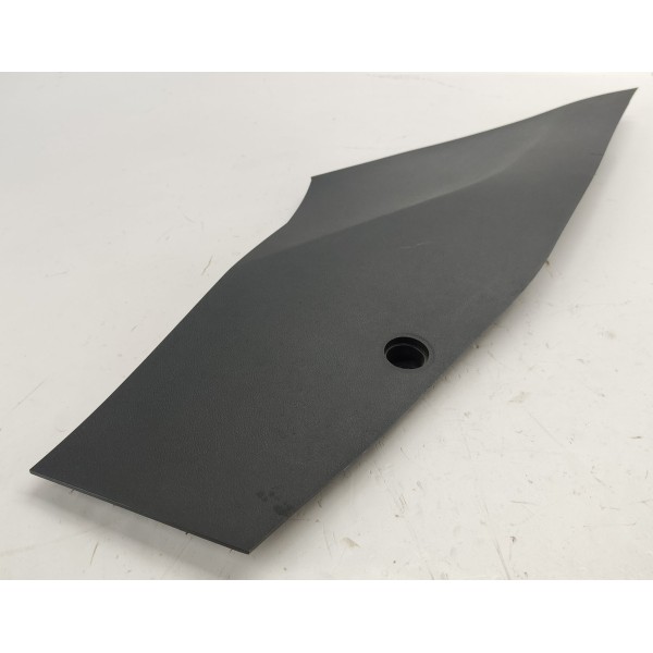 Acabamento Console L.e Gm Tracker 1.2 Turbo 2023 26384291 Preto