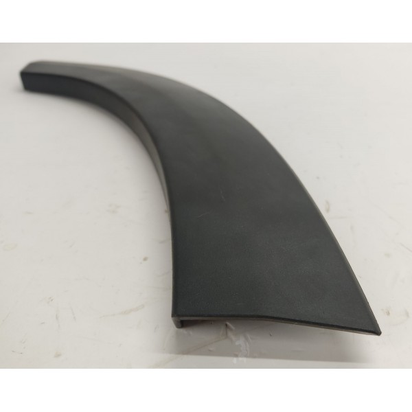 Friso Moldura Paralama Roda T.d Gm Tracker 1.2 2023 26275879 Preto