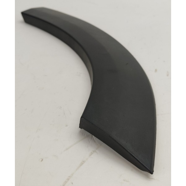 Friso Moldura Paralama Roda T.e Gm Tracker 1.2 2023 26275878 Preto