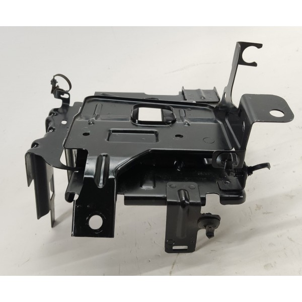 Suporte Bateria Gm Tracker 1.2 Turbo 2023 26327670