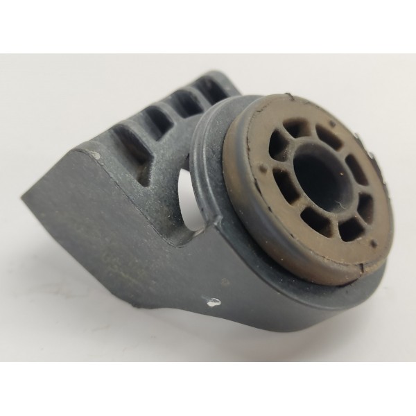 Suporte Superior Radiador Gm Tracker 1.2 Turbo 2023 26216304