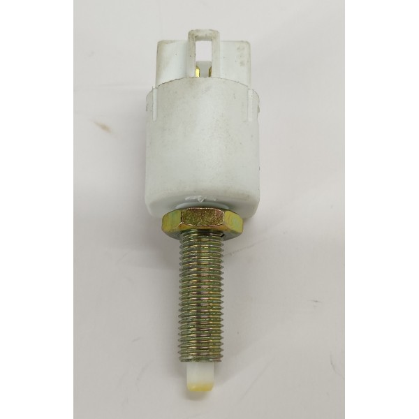 Sensor Luz Pedal Lifan X60 1.8 2016