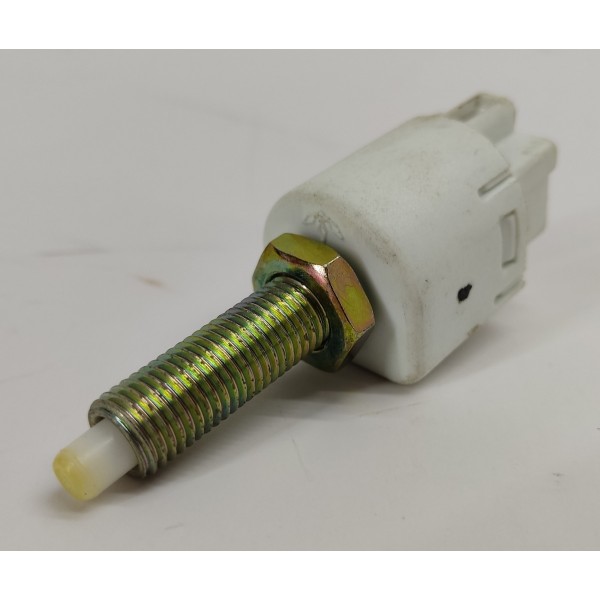 Sensor Luz Pedal Lifan X60 1.8 2016