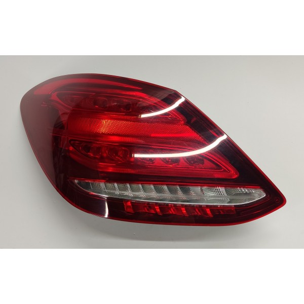 Lanterna T.e Mercedes C180 1.6 2017 A2059060357 Original Esquerdo/motorista Vermelho