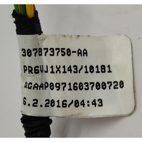 Chicote Comando Volante Mercedes C180 1.6 2017 307873750aa