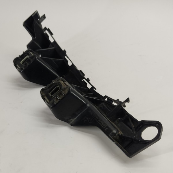 Guia Parachoque T.d Mercedes C180 1.6 2017 A2058850465