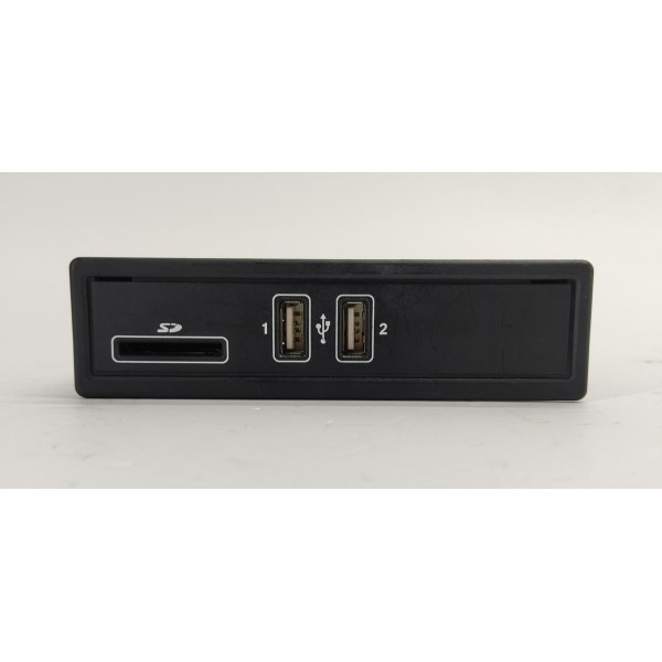 Entrada Usb Sd Mercedes C180 1.6 2017 A2058200226 Preto