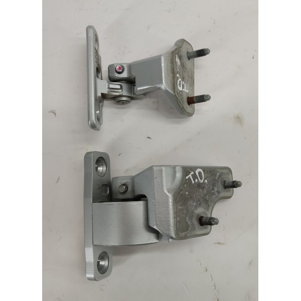 Dobradiça Porta T.d Mercedes C180 1.6 2017