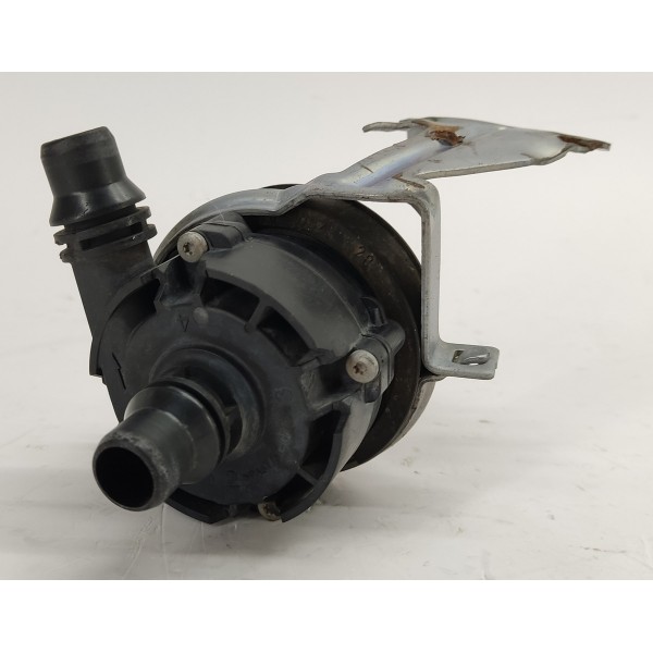 Bomba Agua Auxiliar Mercedes C180 1.6 2017 A0005004386