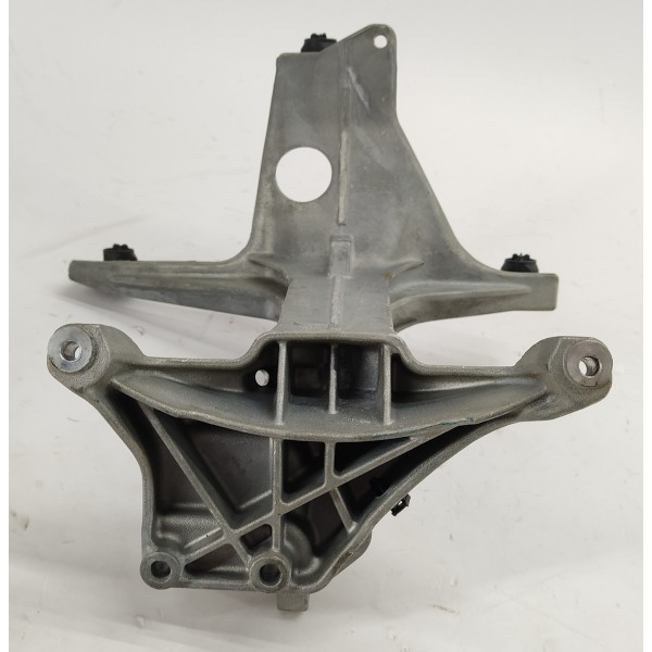 Suporte Intercooler Mercedes C180 1.6 2017 A2740981439