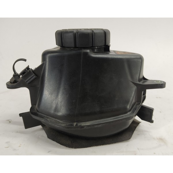 Reservatorio Agua Mercedes C180 1.6 2017 A2742000385