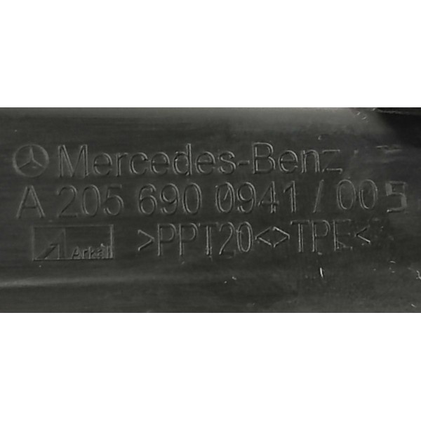 Acabamento Porta Malas T.e Mercedes C180 2017 A2056900941 Preto