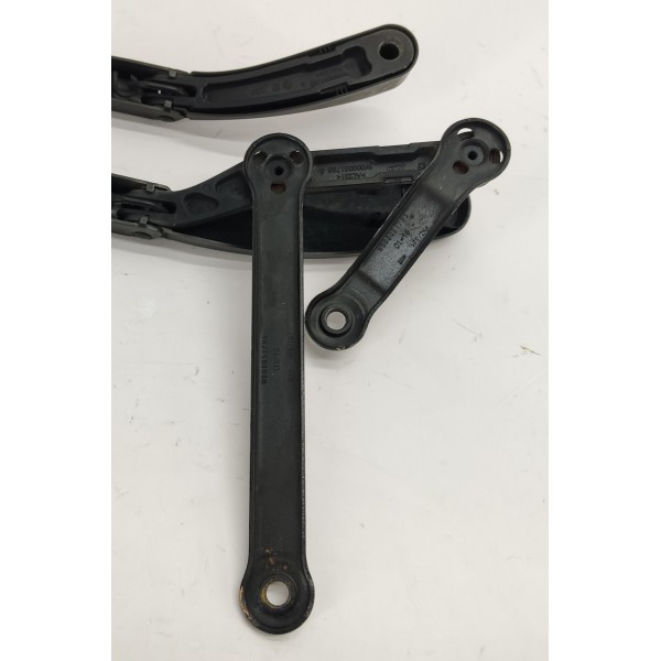 Par Braço Limpador Parabrisa Mercedes C180 1.6 2017 Direito