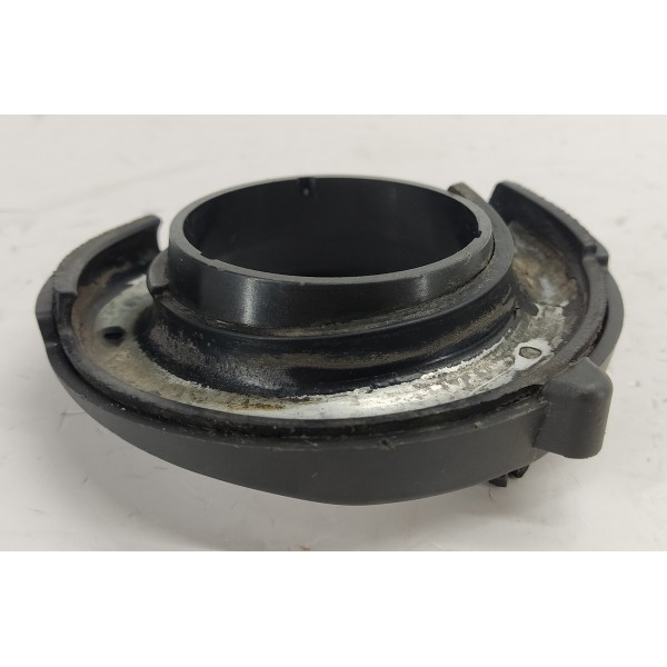 Borracha Calço Inferior Traseiro Mercedes C180 1.6 2017