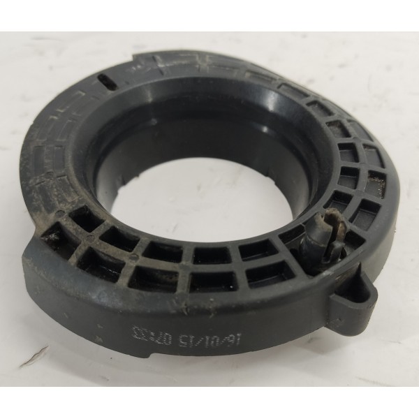 Borracha Calço Inferior Traseiro Mercedes C180 1.6 2017