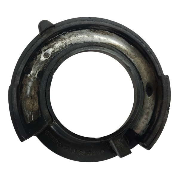 Borracha Calço Inferior Traseiro Mercedes C180 1.6 2017