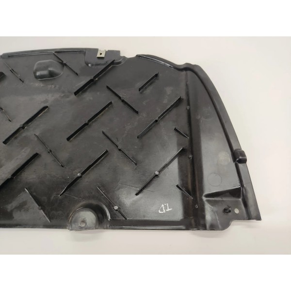 Protetor Mercedes C180 1.6 2017 A2056900407