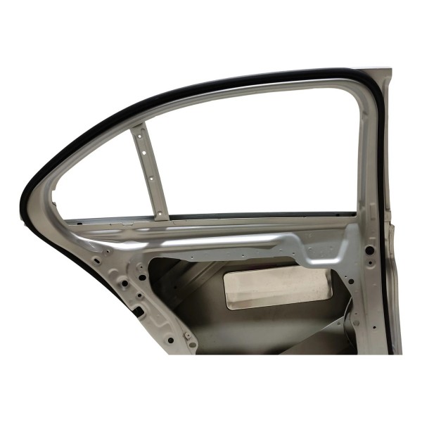 Porta Traseira Esquerda Mercedes C180 1.6 2017 Traseira Esquerda Prata