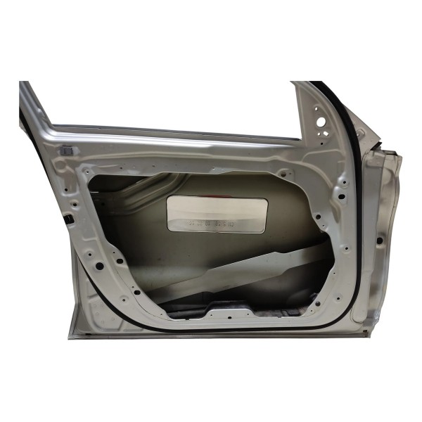 Porta Dianteira Esquerda Mercedes C180 1.6 2017 Dianteira Esquerda Prata