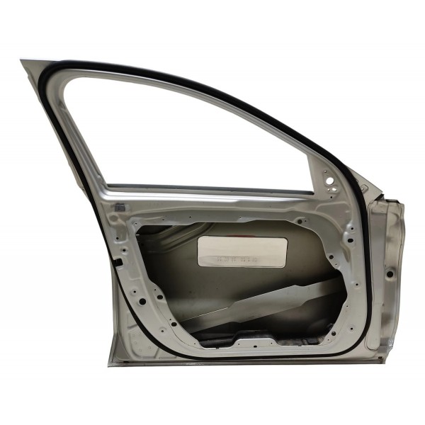 Porta Dianteira Esquerda Mercedes C180 1.6 2017 Dianteira Esquerda Prata