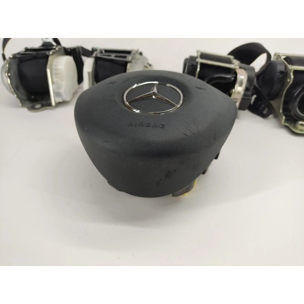 Painel Tabelier Mercedes C180 1.6 2017 Preto