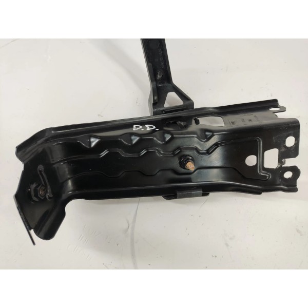 Suporte Inferior Parachoque D.d Ranger V6 2025 Xls N1wb17754