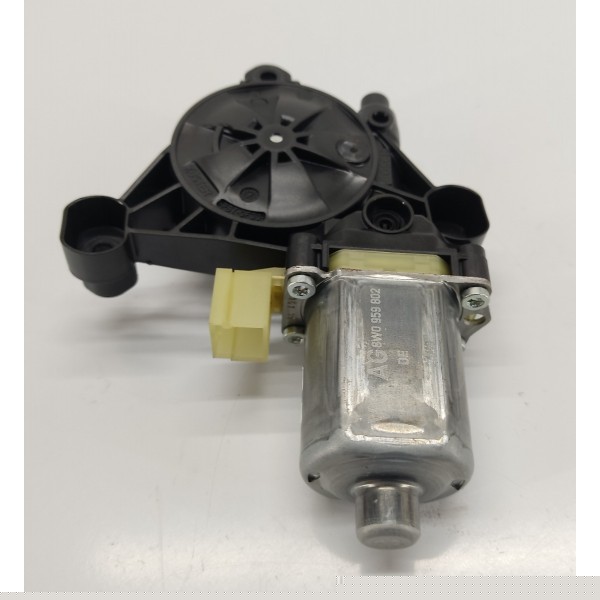 Motor Vidro Traseiro Esquerdo Audi Q8 2019 8w0959802