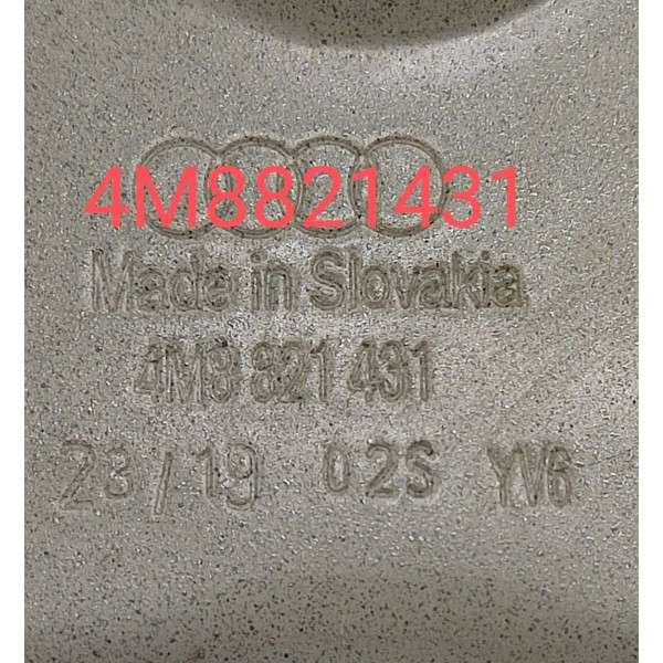 Suporte Para Lama D.e Audi Q8 2019 4m8821431 Prateado