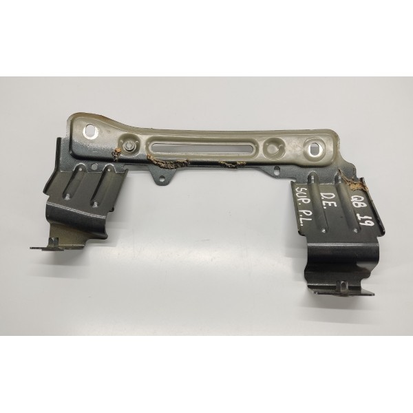 Suporte Para Lama D.e Audi Q8 2019 4m8821431 Prateado