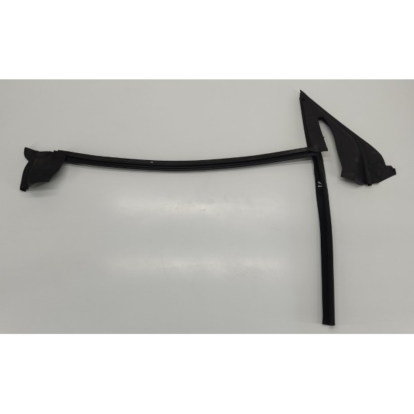 Borracha Guarnição Vidro Porta D/e Audi Q8 2019 4m8837479