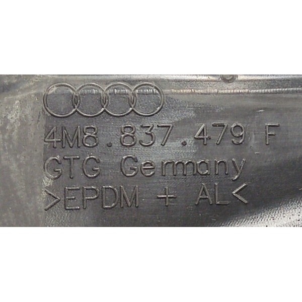 Borracha Guarnição Vidro Porta D/e Audi Q8 2019 4m8837479