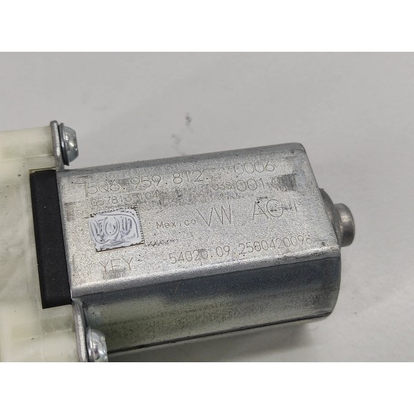 Motor Vidro T.d Volkswagen Jetta Gli 2026 5q6959812
