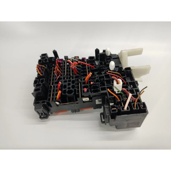 Caixa Fusivel Volkswagen Jetta Gli 2026 5q0937615c