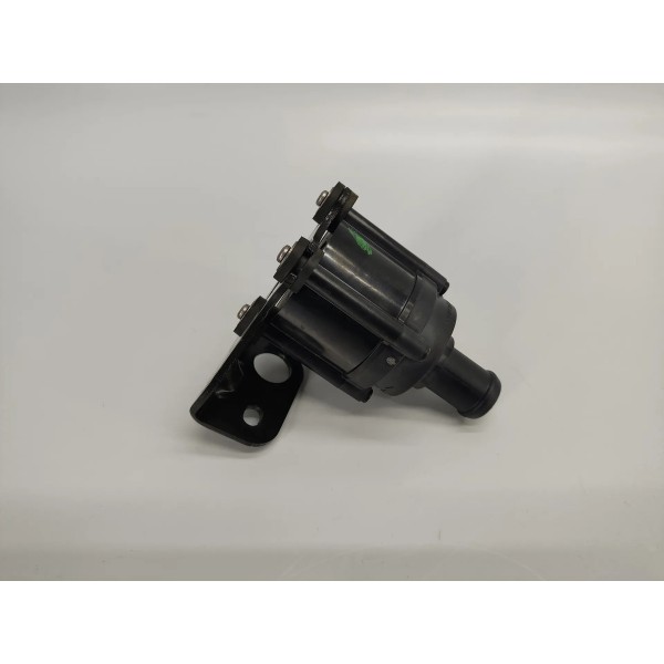 Bomba Agua Auxiliar Volkswagen Jetta Gli 2026 5q0965561b