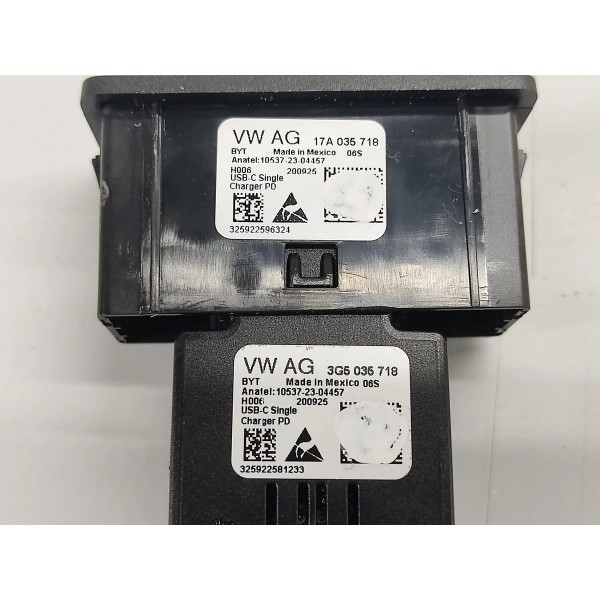 Entrada Usb Jetta Gli 2026 17a035718 Preto