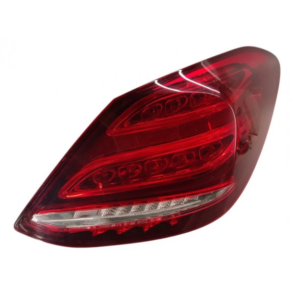 Lanterna T.d Paralela Mercedes C180 1.6 2017 Direito/passageiro Vermelho