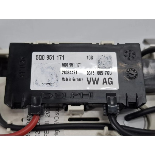 Luz Cortesia Teto Audi Tt Coupe 2016 5q0951171