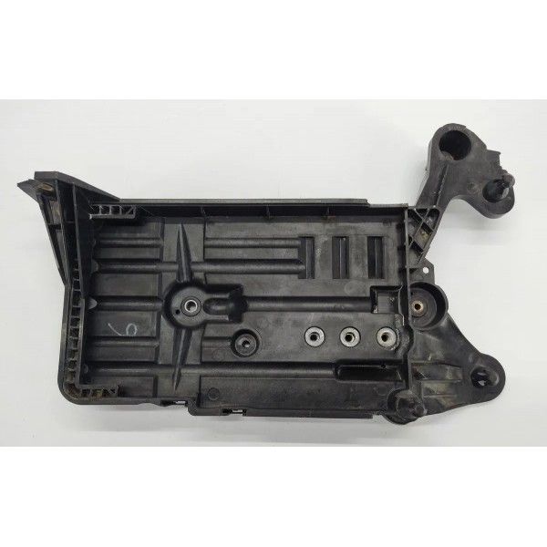 Suporte Caixa Bateria Vw Jetta Gli 230cv 2019 5q1915331