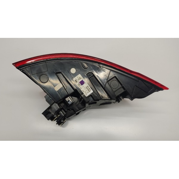 Lanterna Traseira Direita Audi Q8 2019 4m8945070 Direito Vermelho