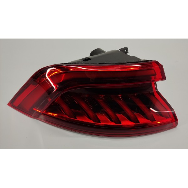 Lanterna Traseira Esquerda Audi Q8 2019 4m8945069 Esquerdo