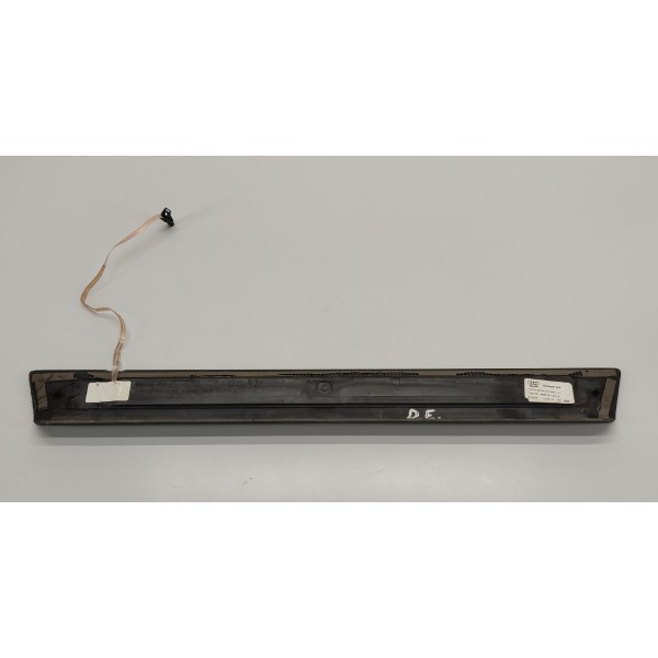 Soleira Porta Dianteira Esquerda Audi Q8 2019 4m8947405