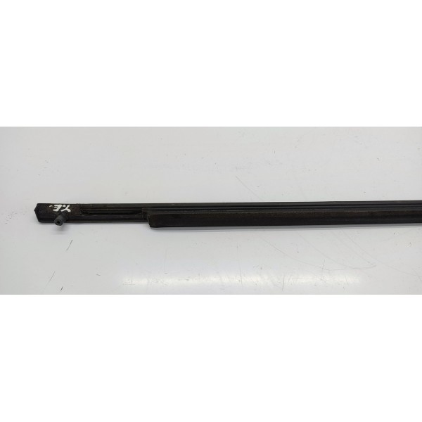 Pestana Porta Traseira Esquerda Nissan Kicks 2021 Preto