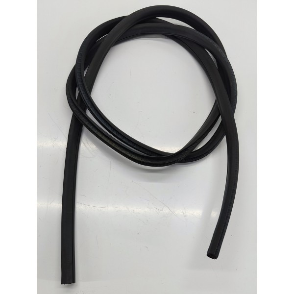 Borracha Fixa Carroceria Porta Traseira Nissan Kicks 2021 Preto