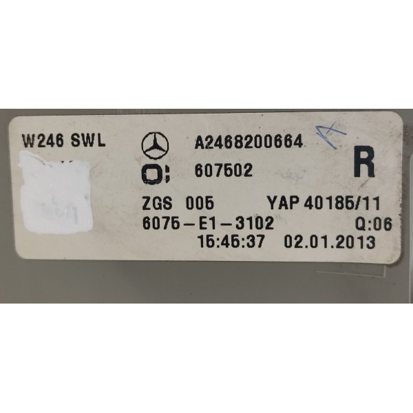 Lanterna Lateral Traseira Direita Led Mercedes B200 2015 Vermelho