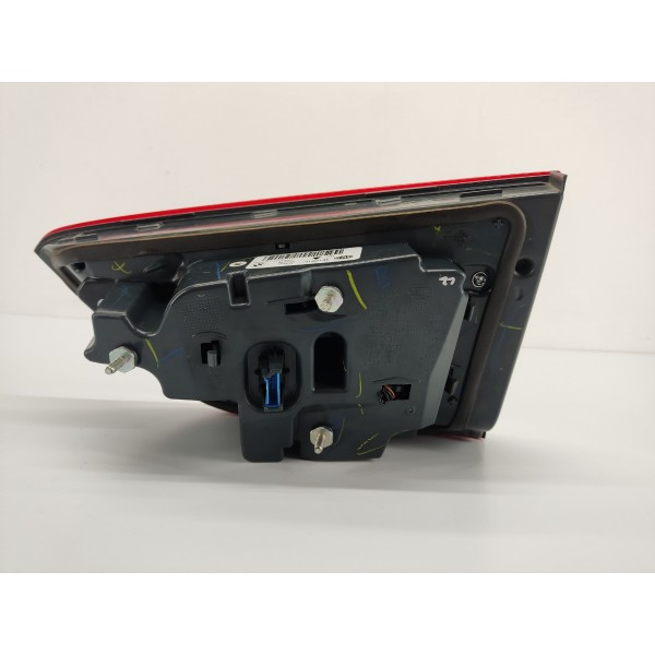 Lanterna Tampa Traseira Esquerda Bmw X6 V8 2015 Vermelho