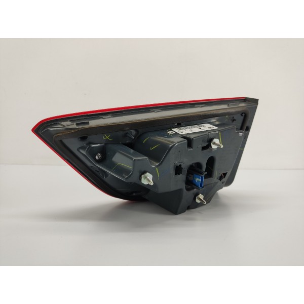 Lanterna Tampa Traseira Esquerda Bmw X6 V8 2015 Vermelho