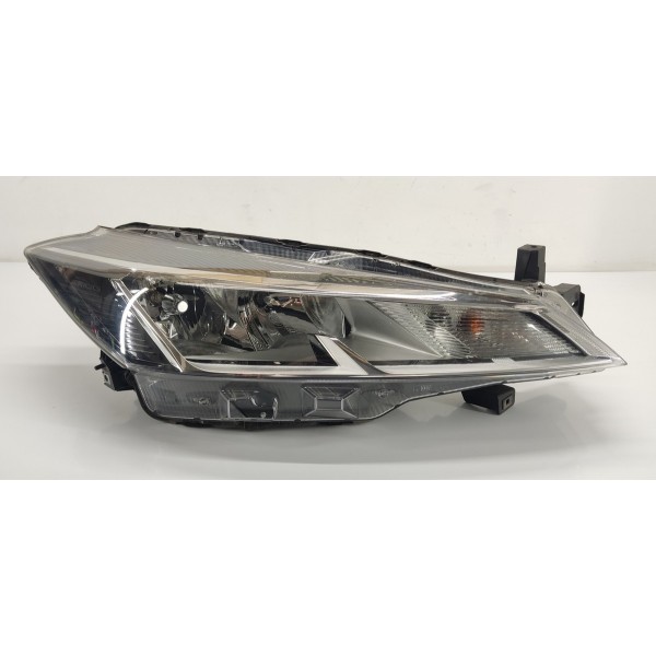 Farol Direito Nissan Kicks 2021 Direito